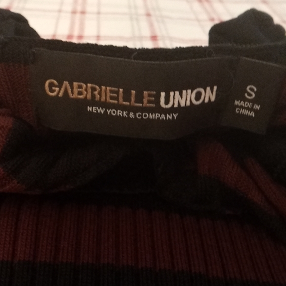 Gabriel Union stripe dress. - Picture 3 of 9